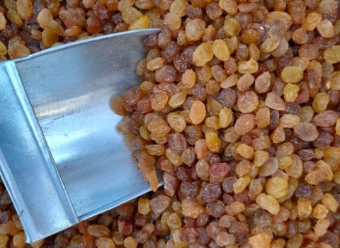 قیمت خرید کشمش سبز پلویی + فروش ویژه 2