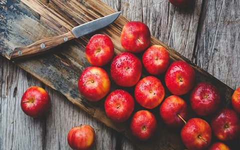 فروش سیب قرمز اشنویه + قیمت خرید به صرفه 2