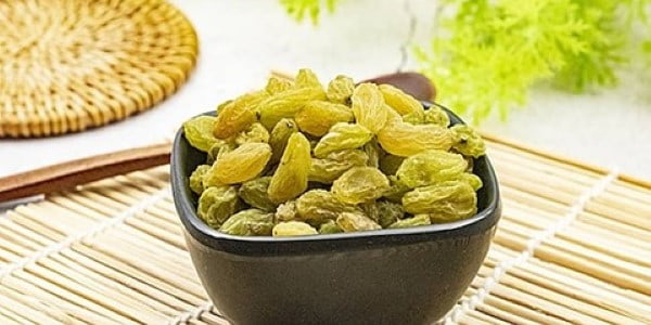 خرید و فروش کشمش سبز تاکستان با شرایط فوق العاده 3
