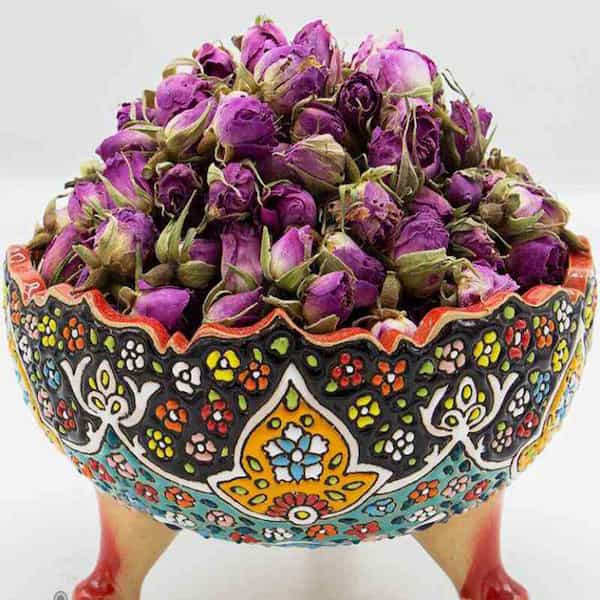 غنچه گل محمدی تبریز محصول تازه و مرغوب باغ‌ های منطقه