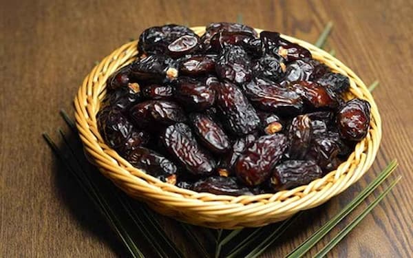 خرید و فروش خرما خشک کبکاب با شرایط فوق العاده 4