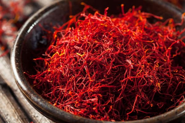 زعفران نگین اعلا مناسب هدیه و پذیرایی 4