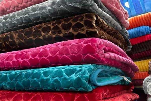 پتو روشا قلبی با طراحی مدرن و گرمای بی نظیر