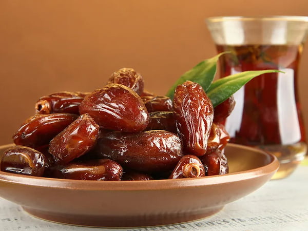 خرید خرما خاصویی آلویی + قیمت فروش استثنایی 6