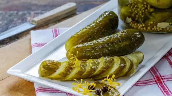 قیمت خیارشور کنسروی یک و یک + خرید باور نکردنی