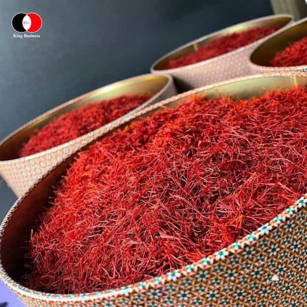 زعفران ممتاز خراسان جنوبی با برداشت سنتی 3