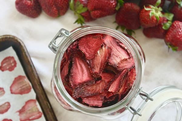 قیمت خرید میوه خشک توت فرنگی با فروش عمده 2