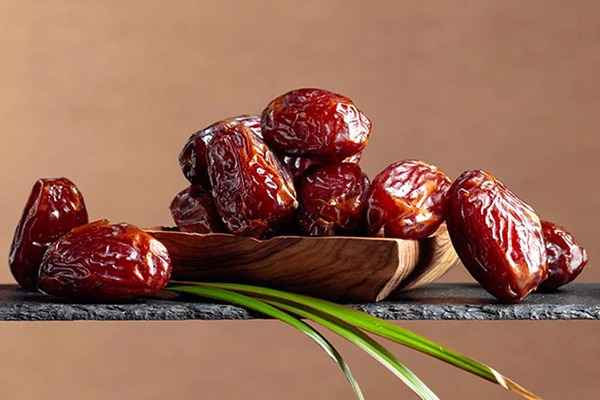 قیمت خرما مضافتی دو ردیفه + خرید عمده 2