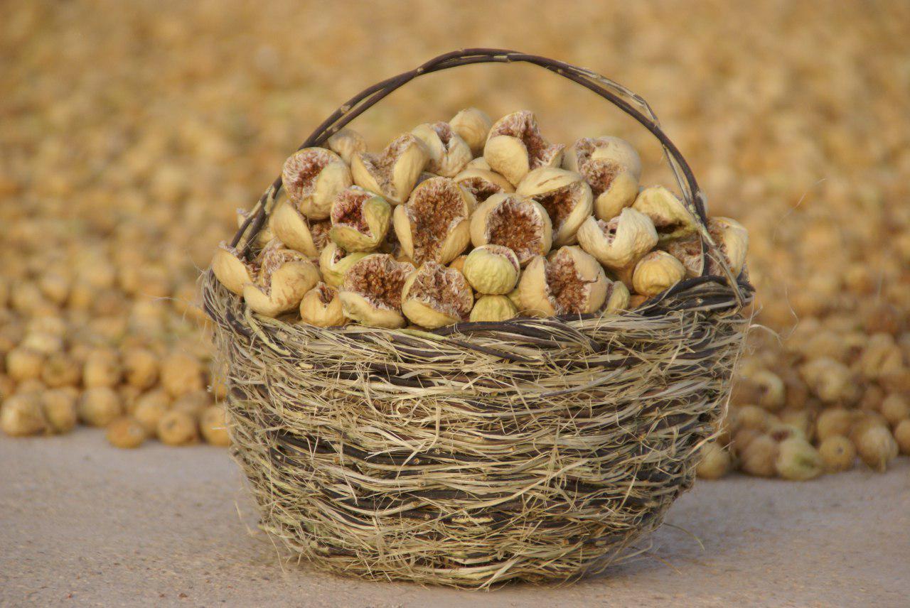 خرید اینترنتی انجیر خشک طبیعی و ارگانیک