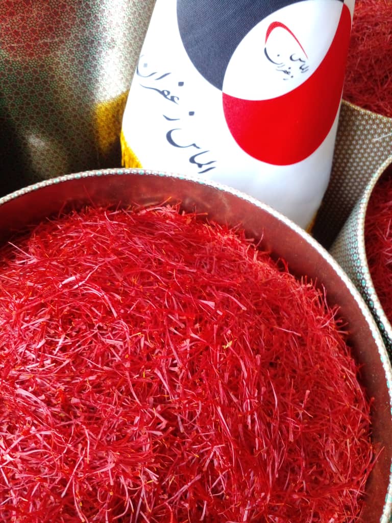 زعفران فله‌ ای اعلا مخصوص فروش عمده و صنایع غذایی 3