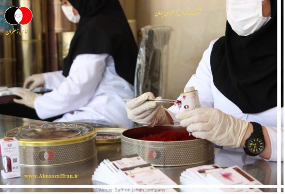 زعفران سرگل ممتاز عطر و رنگ بی‌ نظیر