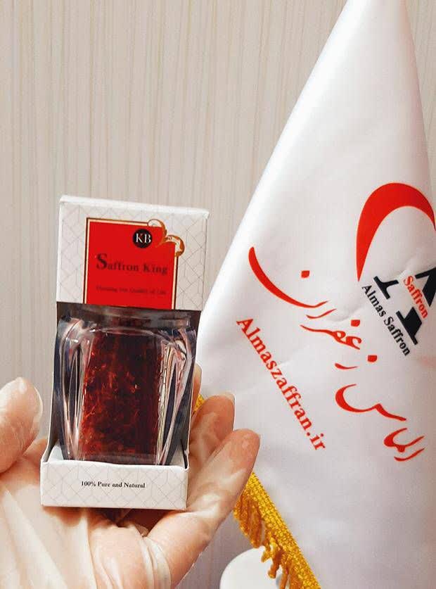 زعفران درجه ممتاز مناسب هدیه و سوغات 2