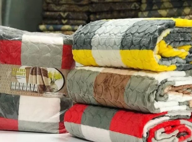 قیمت و خرید پتو تک نفره ماندانا + فروش عمده 4