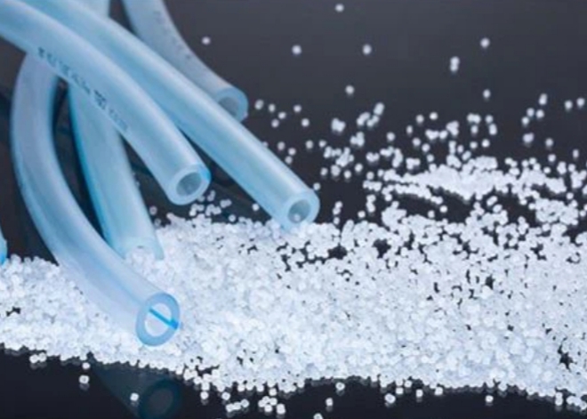خرید گرانول pvc شفاف برای شلنگ های طبی + قیمت ویژه 2