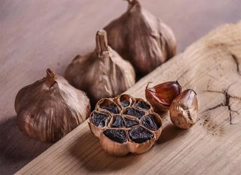 خرید سیر سیاه پاکتی + قیمت استثنایی