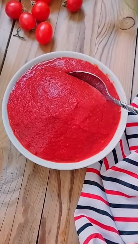 قیمت رب گوجه فرنگی ۴۰۰ گرمی صادراتی به یک 5