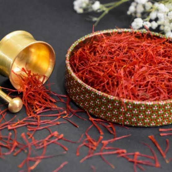 زعفران قائنات طبیعی بدون مواد افزودنی 4