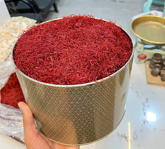 زعفران نگین سنتی اصل قائنات مستقیم از کشاورز 4