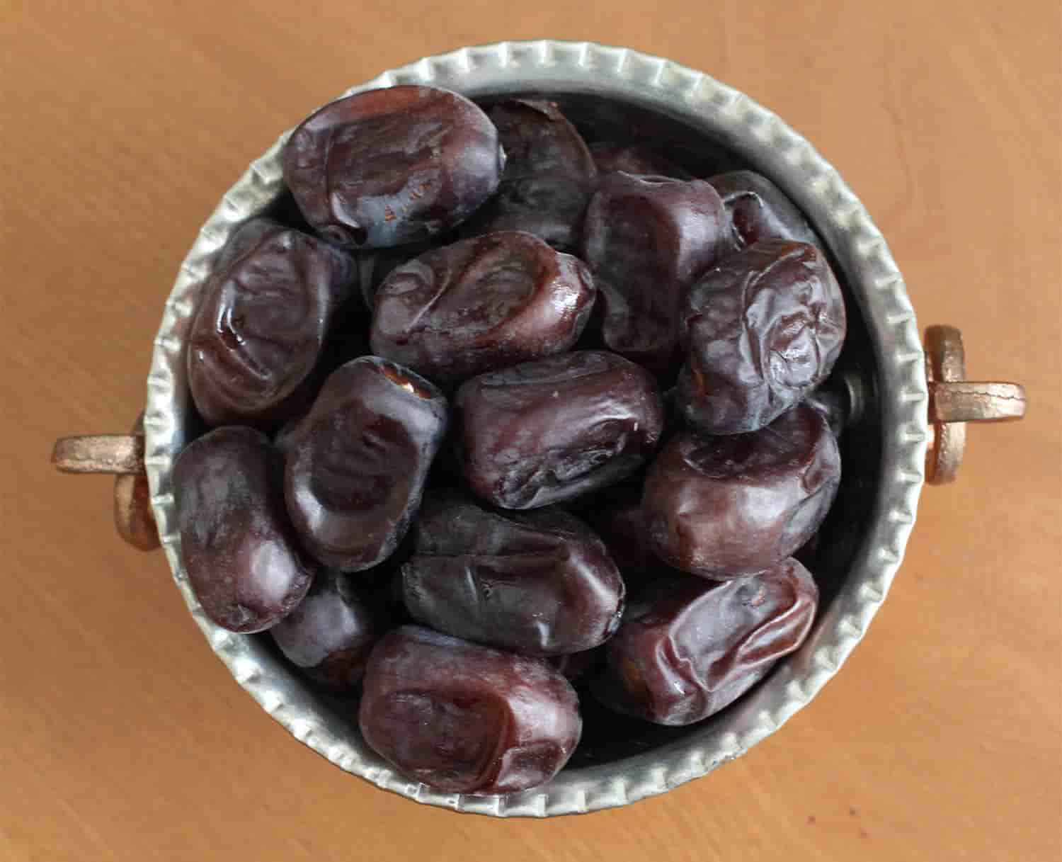 خرید جدید ترین انواع خرما مضافتی لوکس 2
