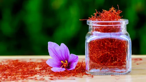 قیمت خرید زعفران سرگل فله عمده به صرفه و ارزان 2