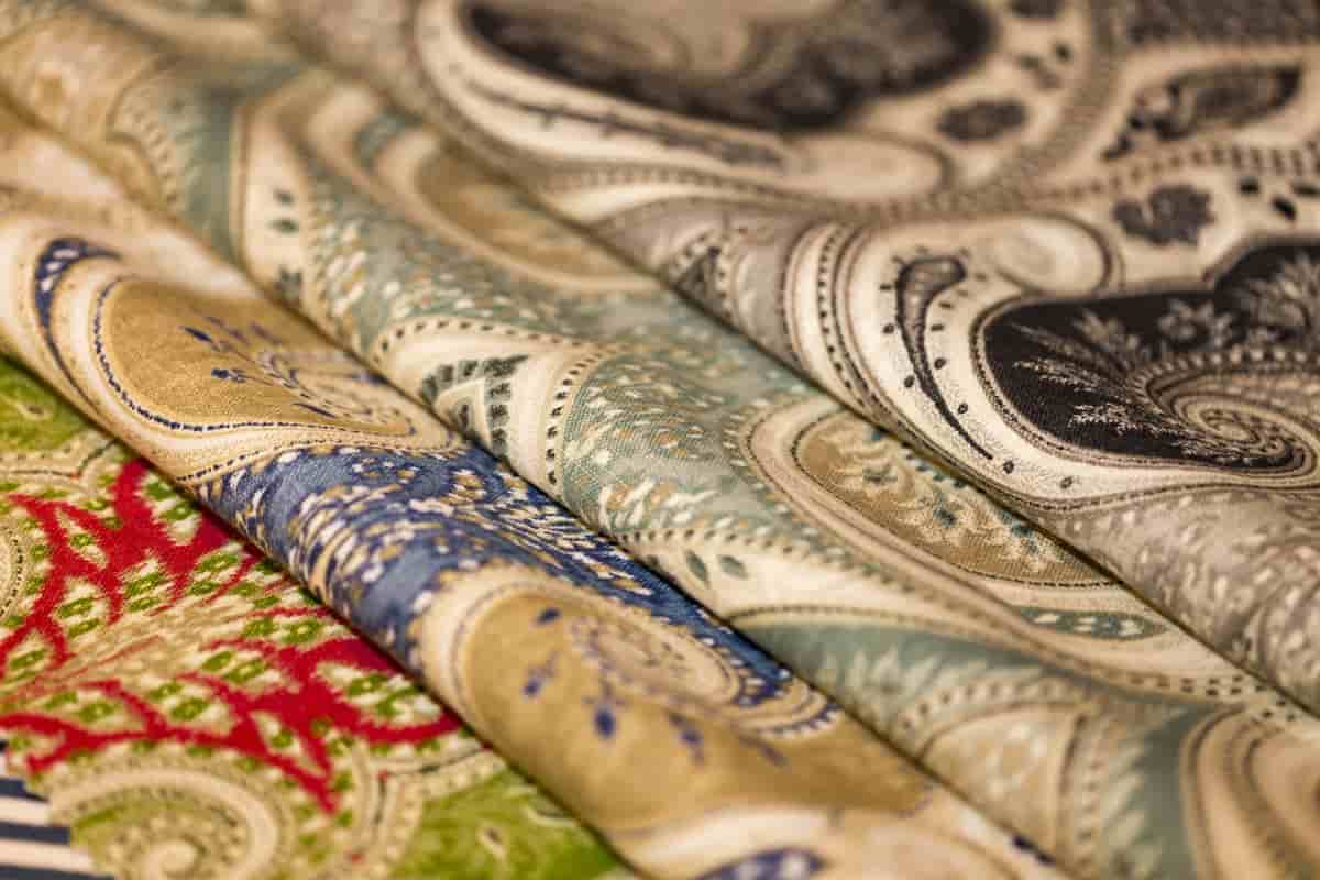 روفرشی یزد مخمل 12 متری با طرح اصیل و کیفیت بالا 2