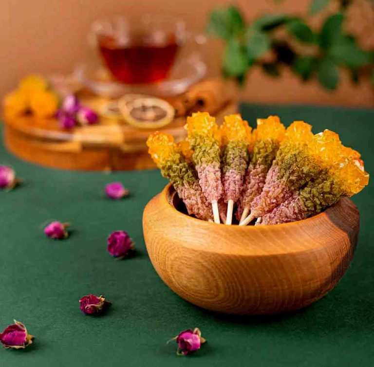 نبات طعم دار هل در بسته بندی مناسب