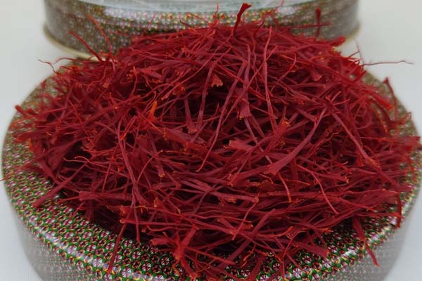زعفران ممتاز مناسب شیرینی‌ پزی حرفه‌ ای