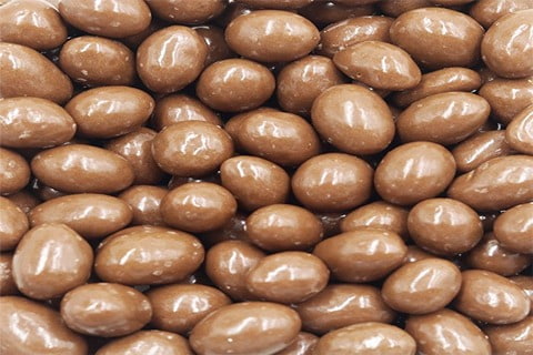 فروش شکلات خرمایی تلخ با مغز بادام تنگسیر فروش صادراتی 4