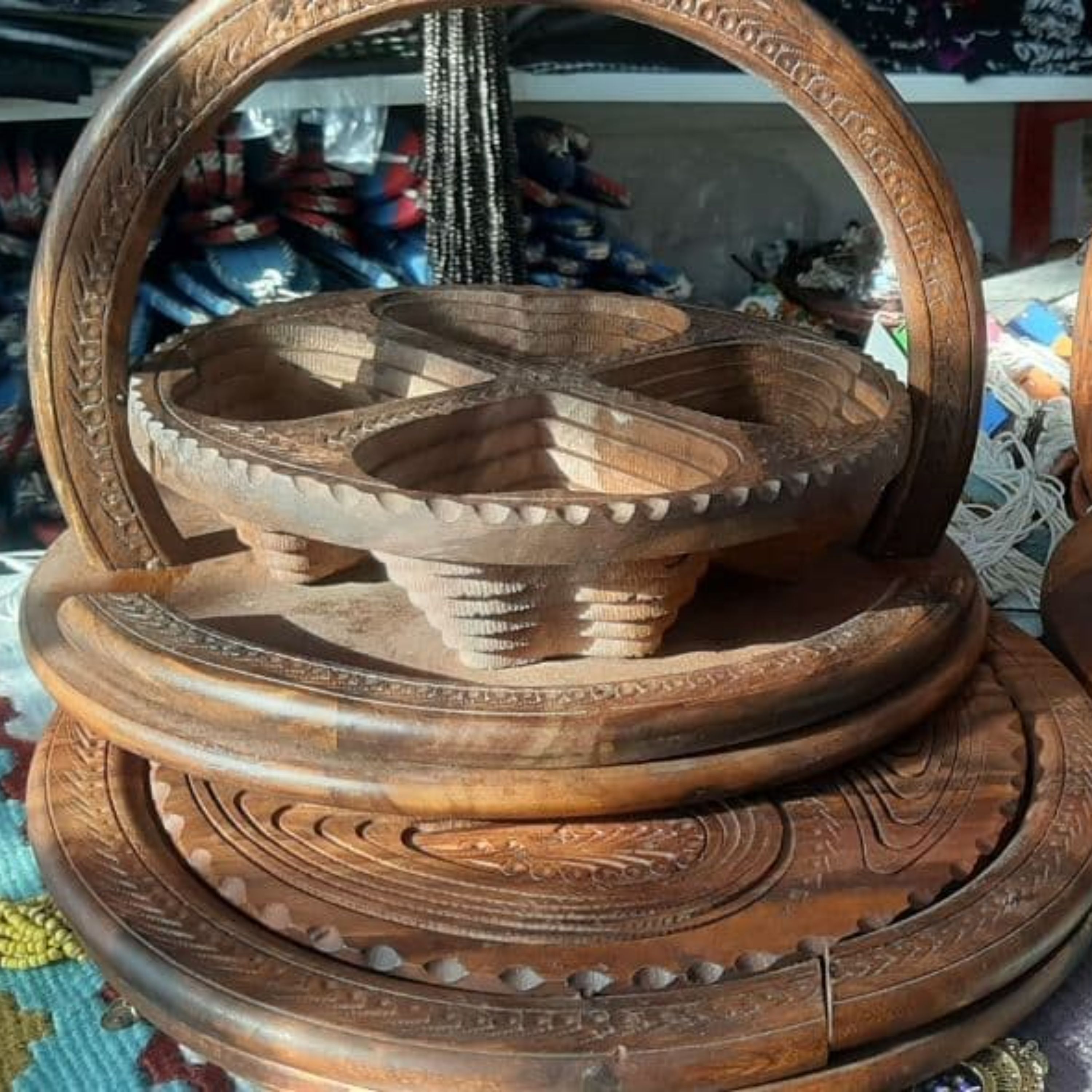 آجیل خوری چوبی تاشو با طراحی زیبا و طبیعی 4