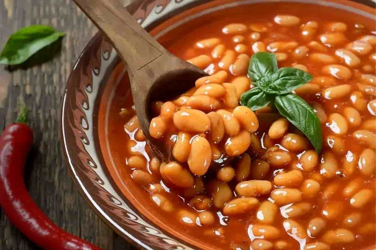 کنسرو لوبیا مناسب سفر و نگهداری طولانی