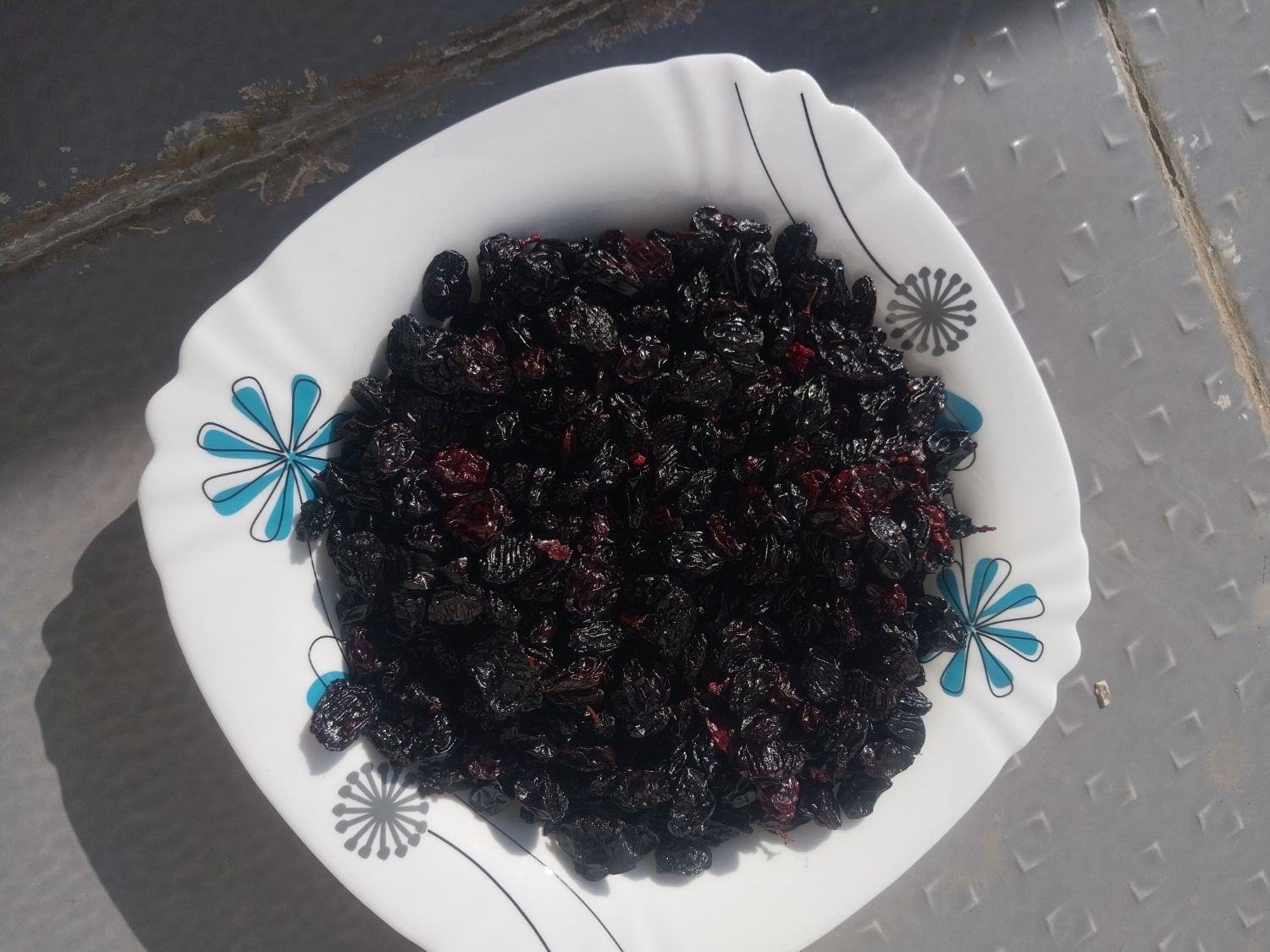 انگورسیاه خشک شده + قیمت باور نکردنی