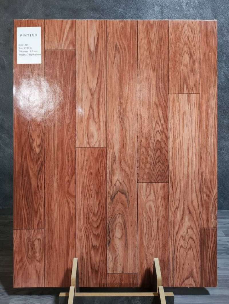 کفپوش PVC رولی وارداتی + مناسب پروژههای تجاری