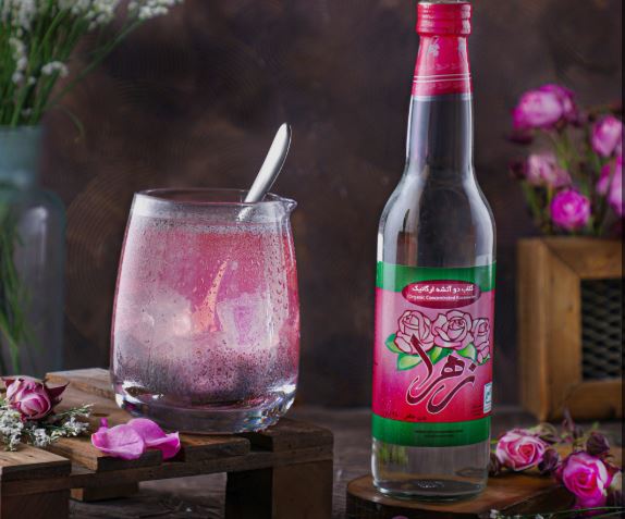گلاب زهرا کرمان با عطر طبیعی گل محمدی