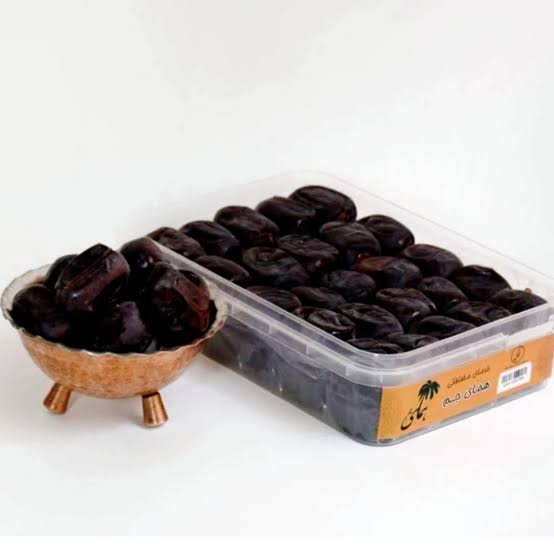 خرمای مضافتی شاهزاده با طعمی اصیل و کیفیتی سلطنتی