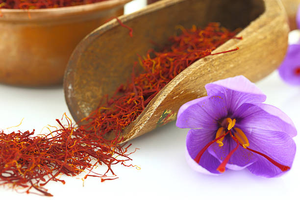 زعفران کوهی کرمانشاه مرغوب مناسب مصارف غذایی و دارویی