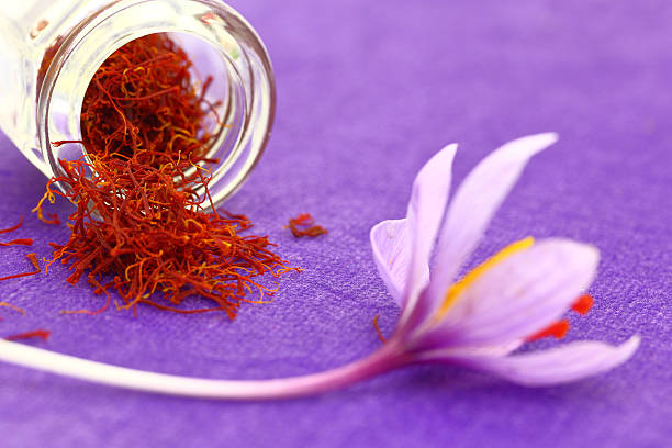 زعفران نگین اعلا خالص با رنگ دهی بالا و کیفیت ویژه 2
