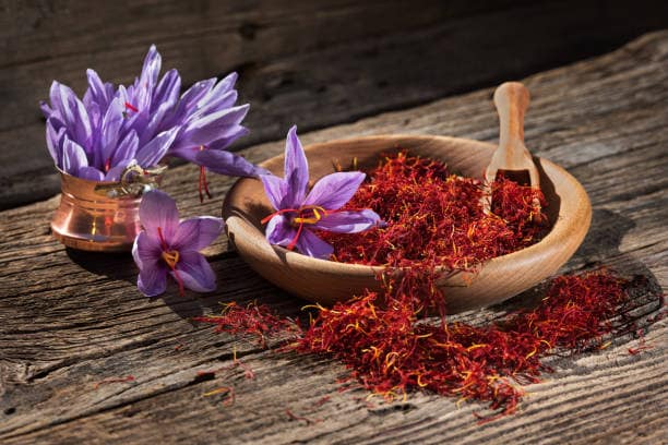 زعفران نگین اعلا خالص با رنگ دهی بالا و کیفیت ویژه 3