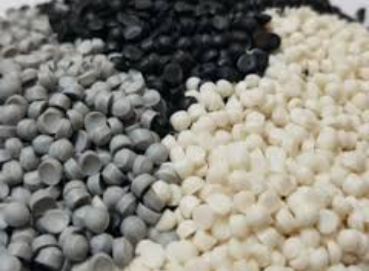 قیمت خرید گرانول Pvc برای تولید قطعات خودرو 3