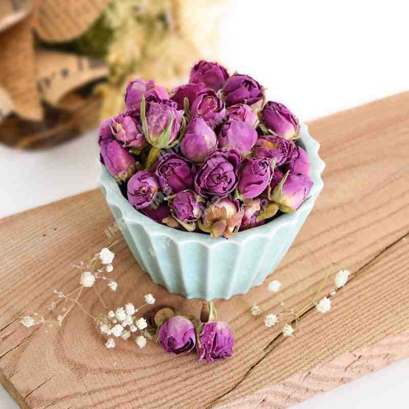 غنچه گل محمدی لاله زار تهیه شده از گل های مرغوب