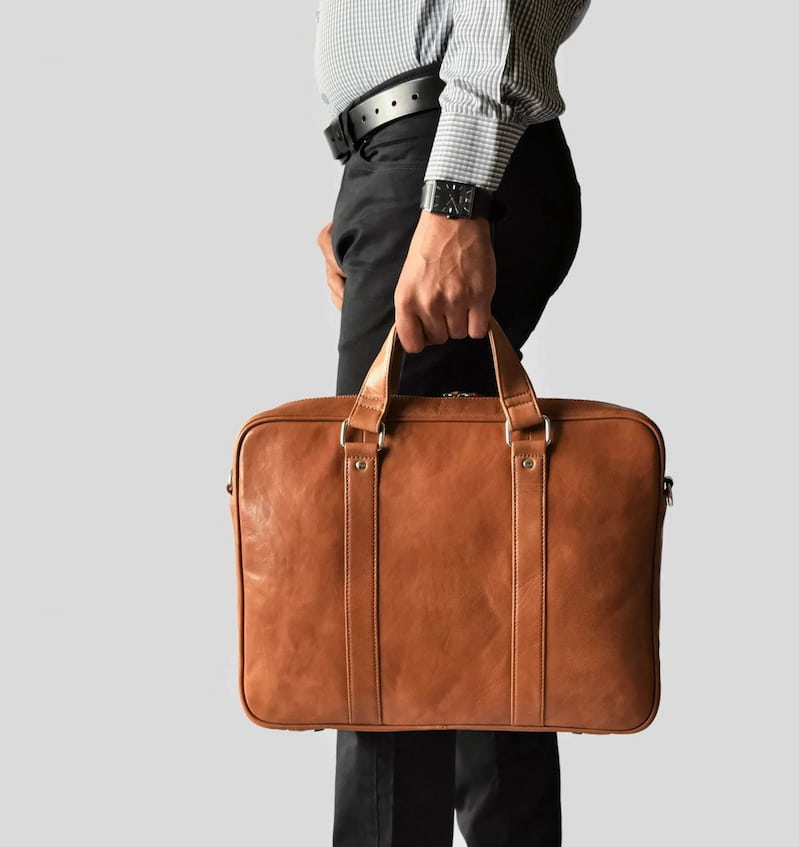 کیف چرم مشهد خوش دوخت با جلوه ای متفاوت