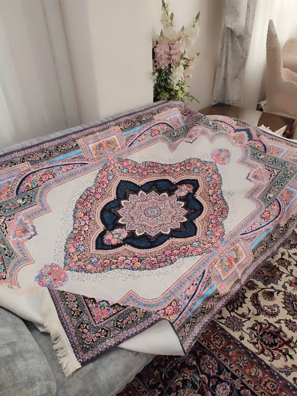 روفرشی مخمل طرح باغ معلق 2