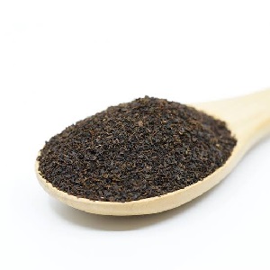 هنر دم کردن اصولی چای سنتی لاهیجان