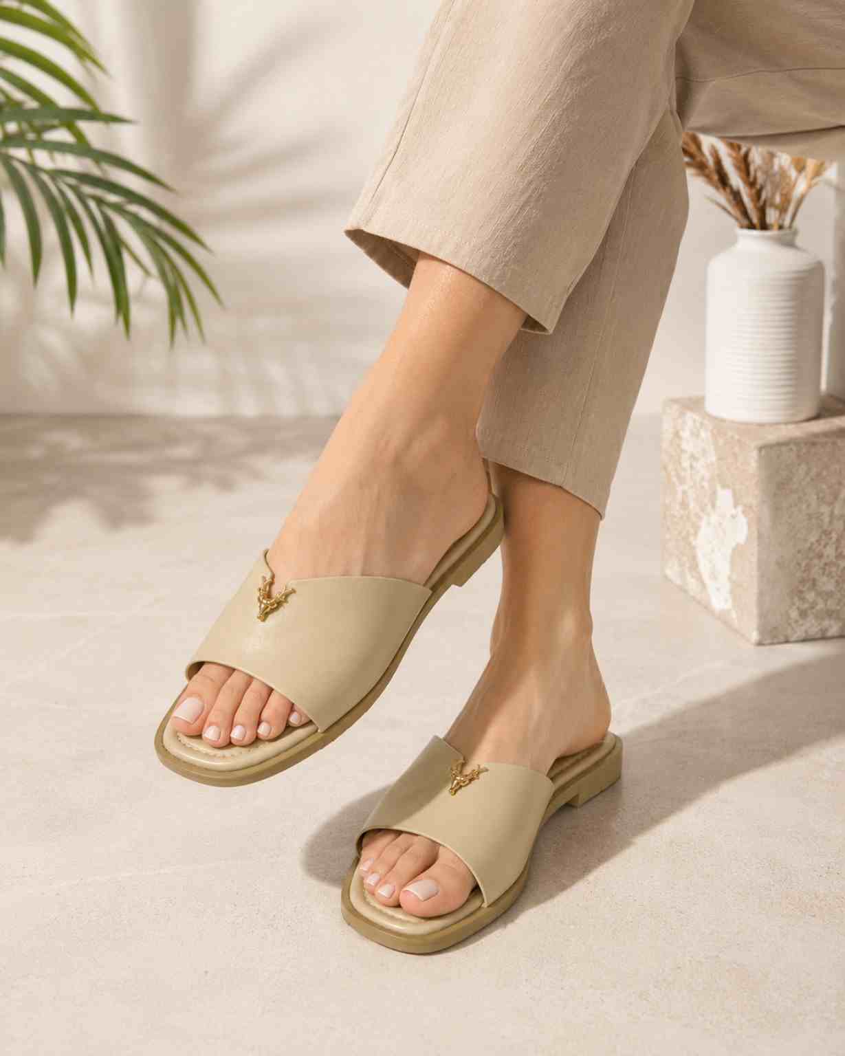 دمپایی تخت زنانه شیک + خرید عمده