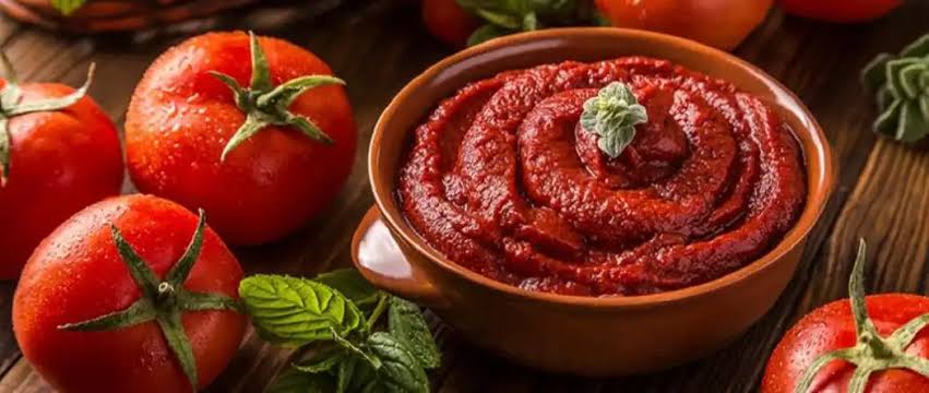 خرید و فروش رب گوجه فرنگی شیشه ۱۶۰۰ گرمی + قیمت عمده کارخانه