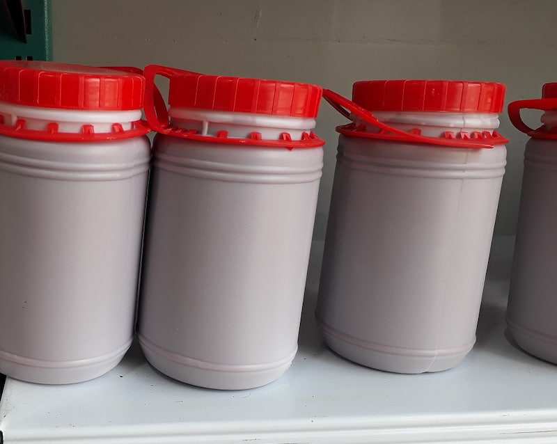 رب گوجه فرنگی دبه ای مناسب کترینگ
