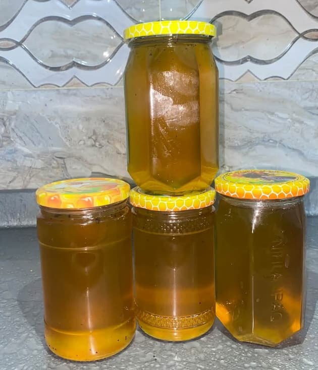 خرید و فروش اقتصادی عسل نیمه تغذیه ای 3