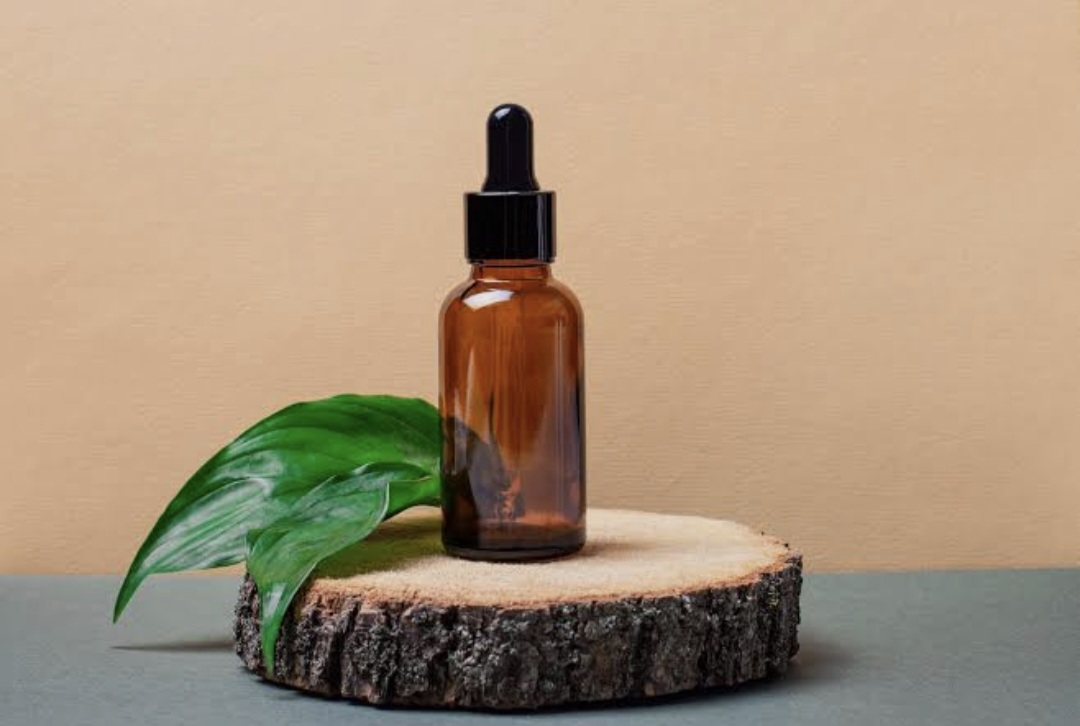 بطری قطره چکان دارویی روغن شیشه‌ای قهوه‌ای آرادمِد 3