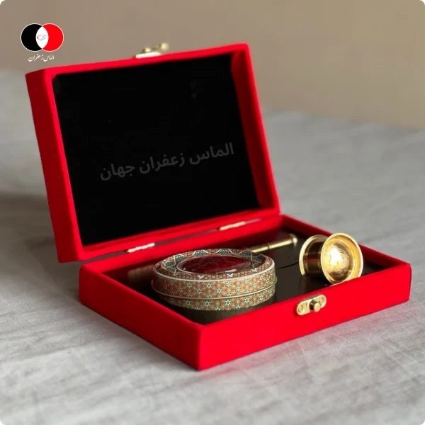 زعفران کادویی، هدیه‌ای اصیل و ایرانی 2