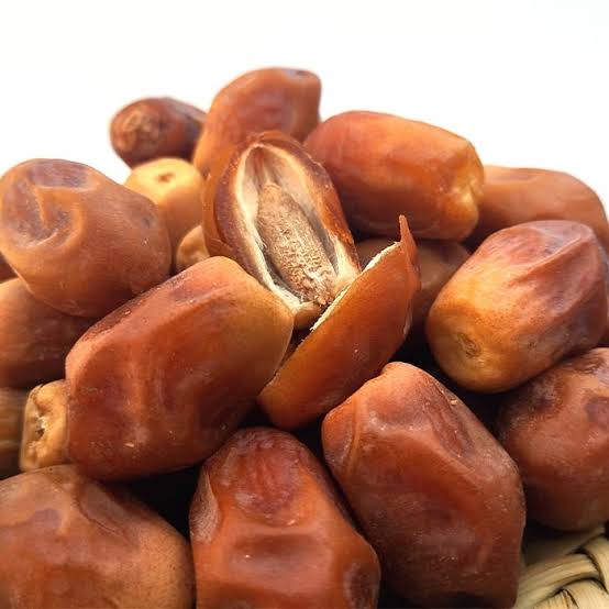خرید عمده، قیمت و صادرات خرمای زاهدی