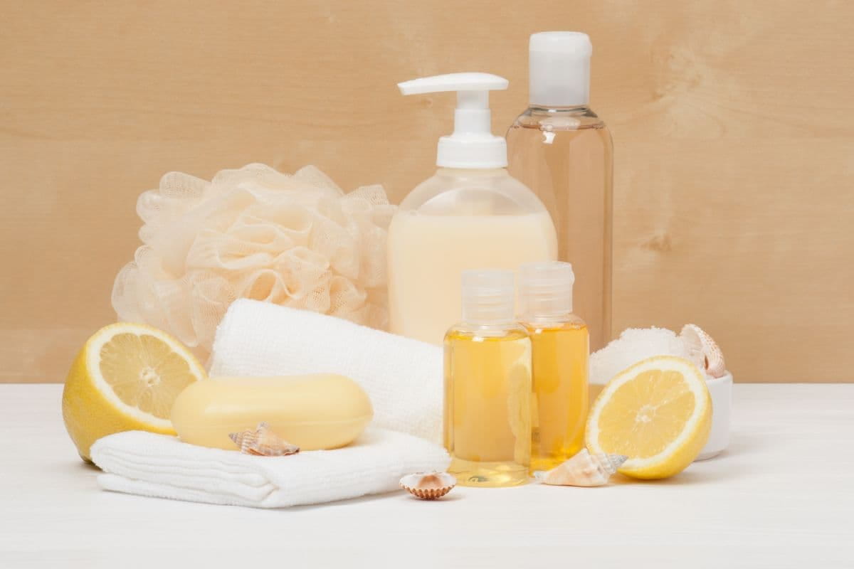 رب گوجه فرنگی خانگی غلیظ تهیه شده از محصولات تازه 3